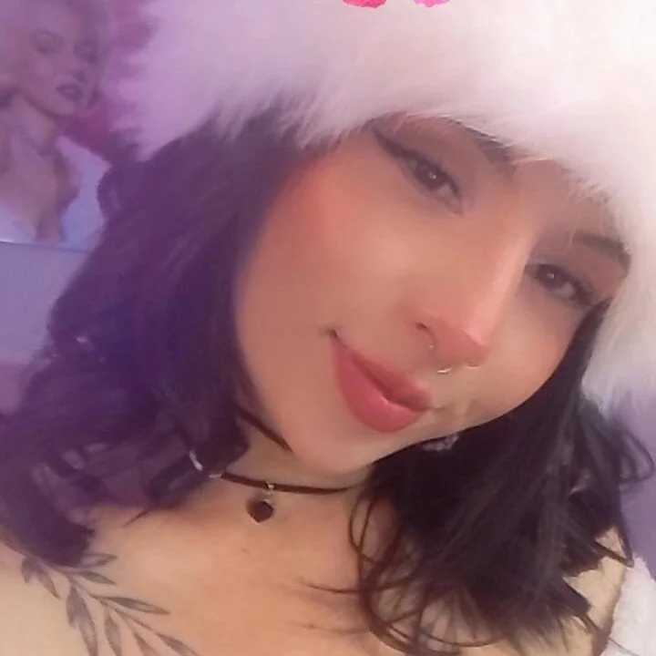 ScarletGV — FansOnlyX creator profile