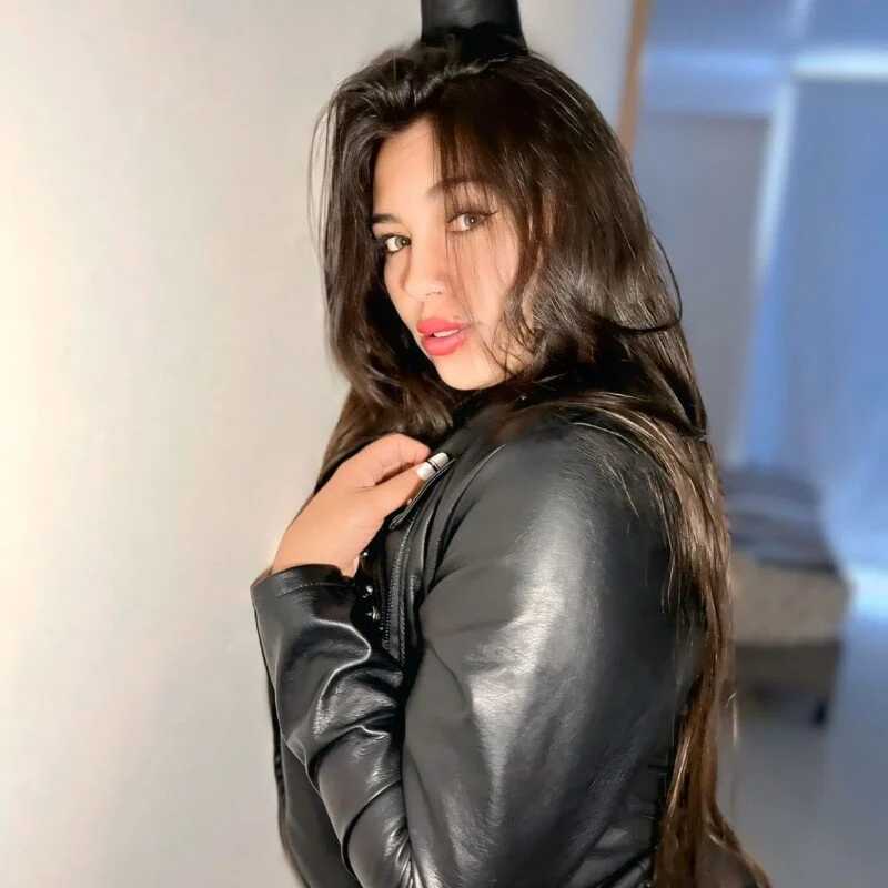 LIZ-06_ — FansOnlyX creator profile