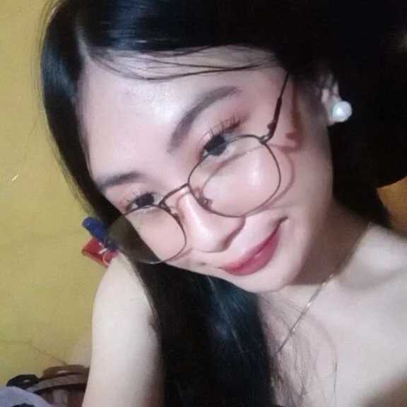 Vixen_cums — FansOnlyX creator profile