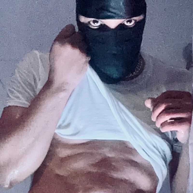 MiguelBlu — FansOnlyX creator profile