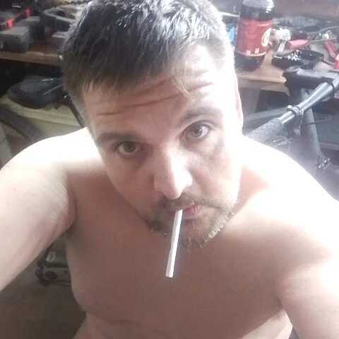 Ronny2510 — FansOnlyX creator profile