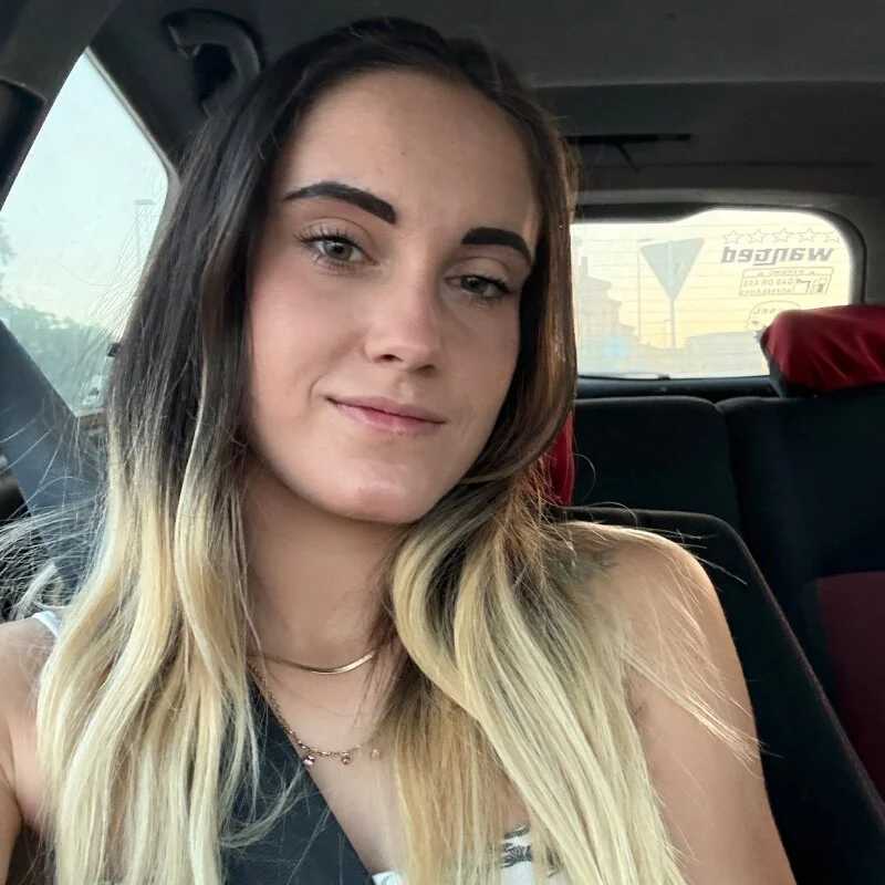 larubiahott — FansOnlyX creator profile