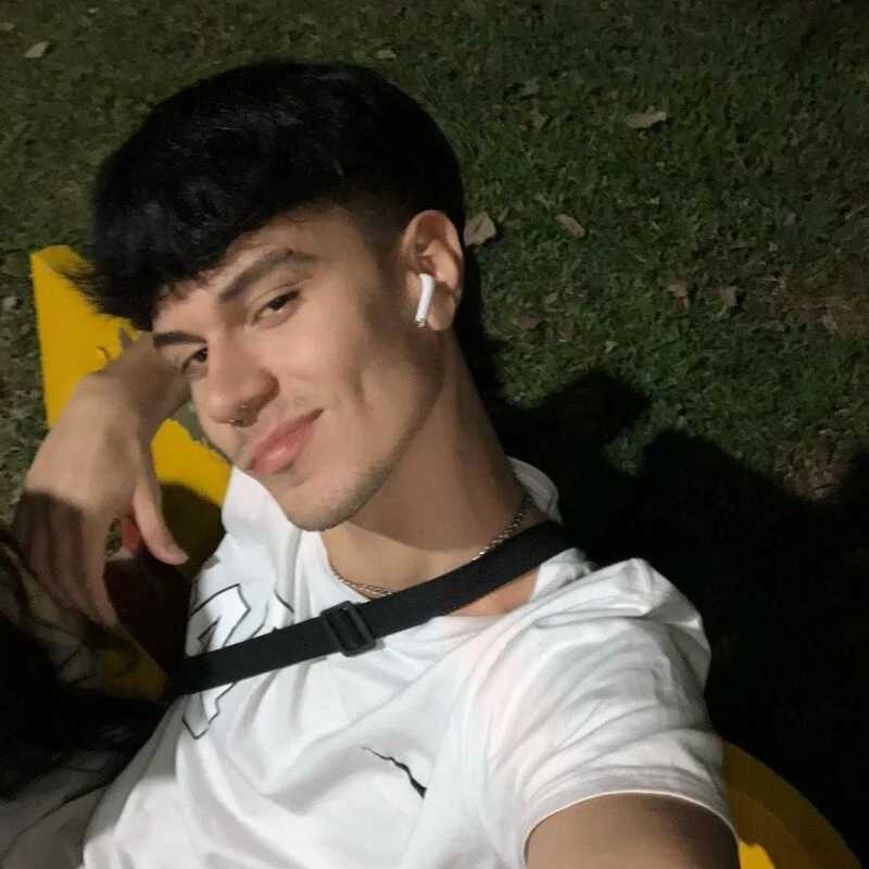 manu__05 — FansOnlyX creator profile