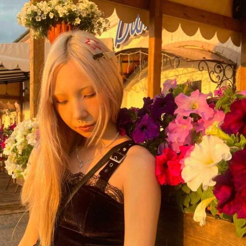 MelanieReyner — FansOnlyX creator profile