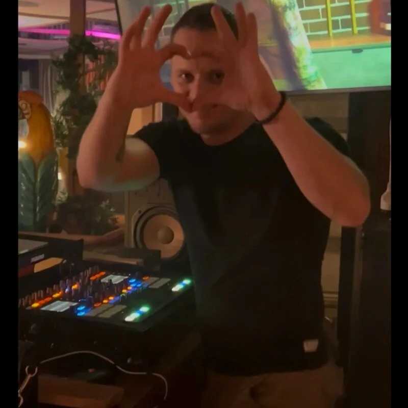 rolandcougar — FansOnlyX creator profile