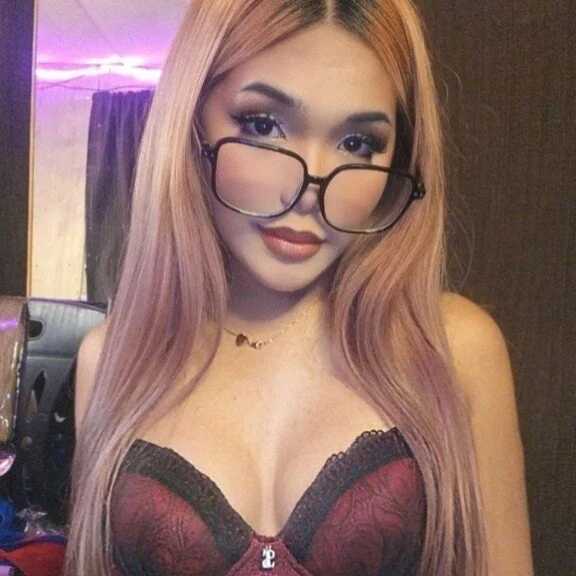 Alluring_Keanna — FansOnlyX creator profile