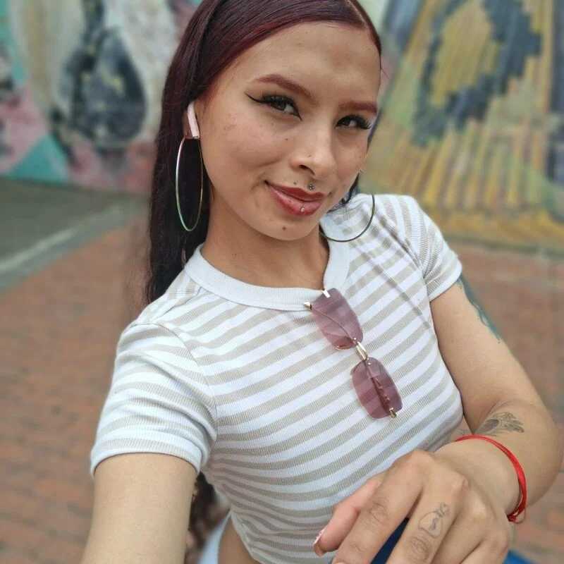 _carolina34 — FansOnlyX creator profile