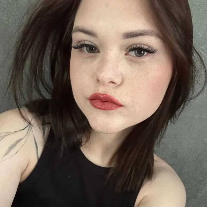 AliceRiveraS — FansOnlyX creator profile