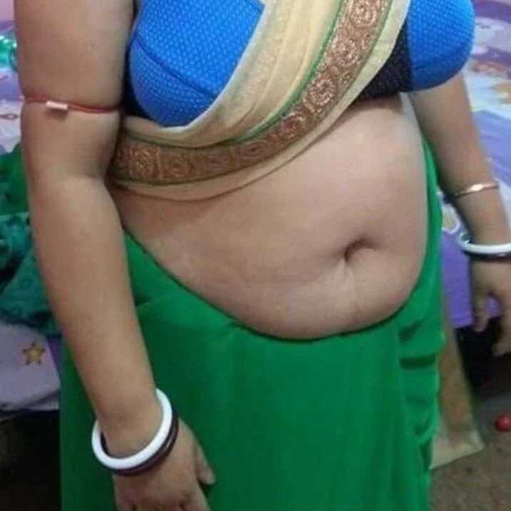 Hot_indian_Milf — FansOnlyX creator profile