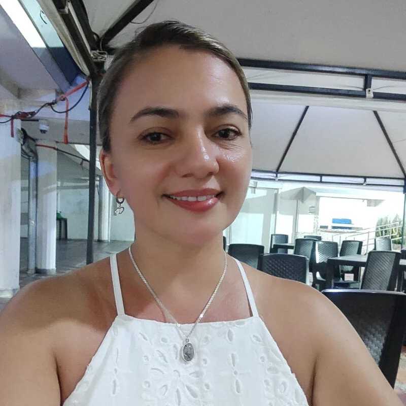 ana_milf — FansOnlyX creator profile