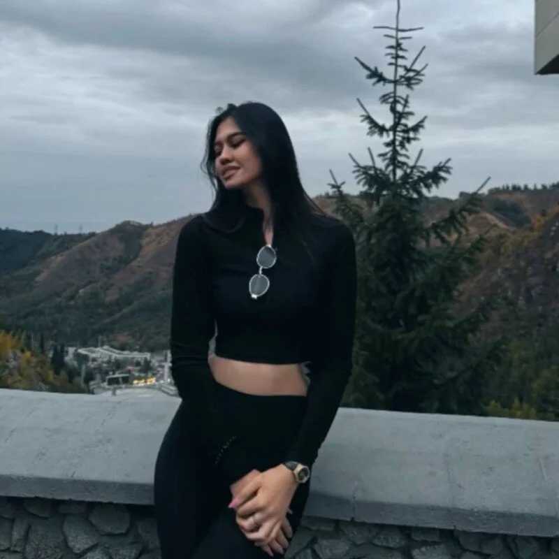 minashi_ — FansOnlyX creator profile