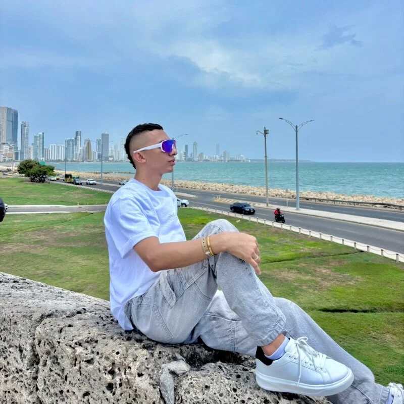 marlonramos19 — FansOnlyX creator profile