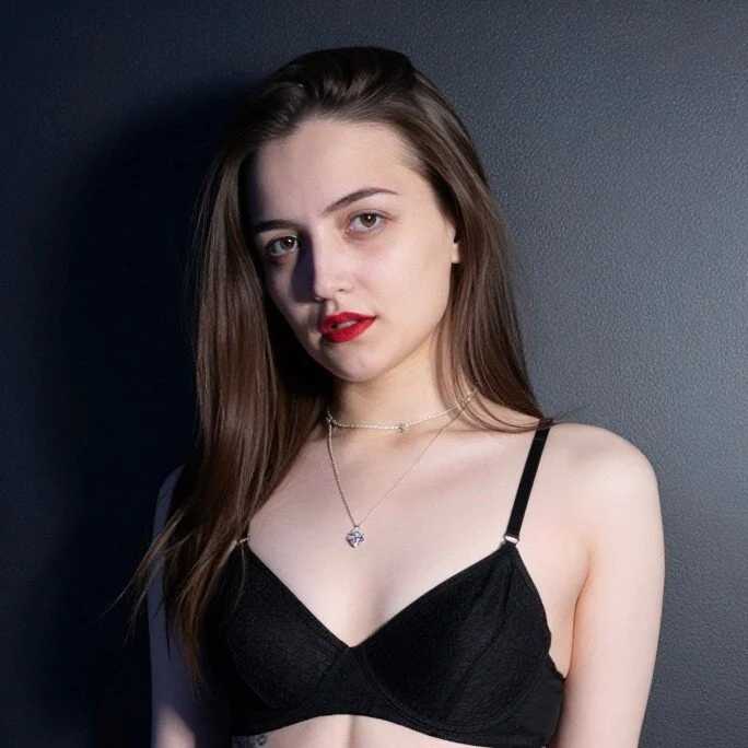 Ann_Perry — FansOnlyX creator profile