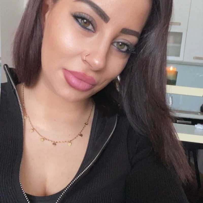 AnaisFoxxy — FansOnlyX creator profile