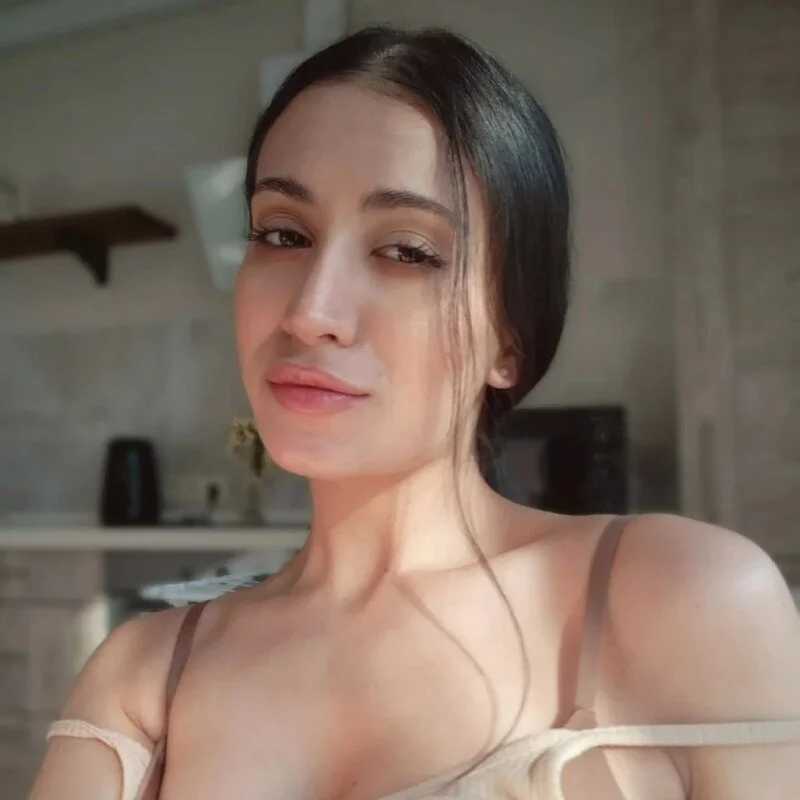 Playful_Lia — FansOnlyX creator profile