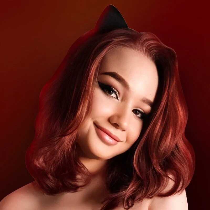 BUSTYTUBE — FansOnlyX creator profile