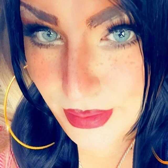 veronikstrixx — FansOnlyX creator profile