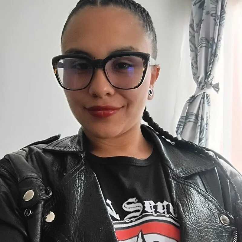 Ximena_29 — FansOnlyX creator profile