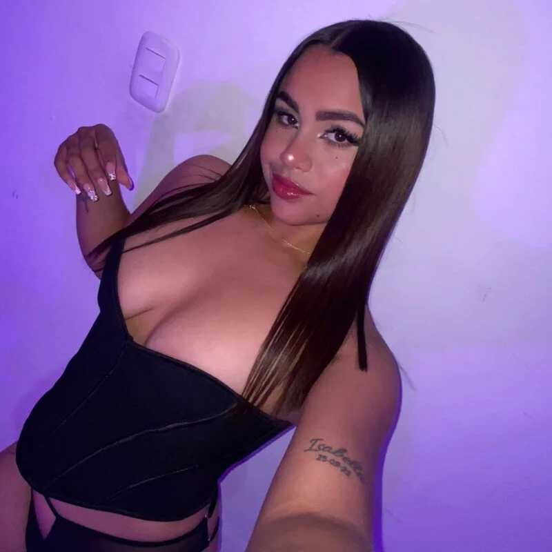 Aliceroys__ — FansOnlyX creator profile