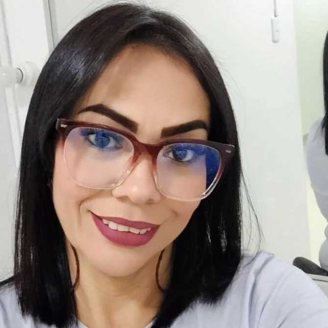 miapins — FansOnlyX creator profile