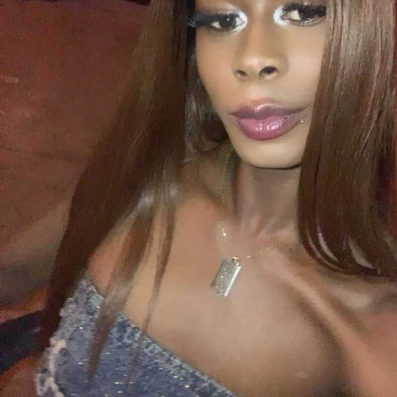 shesnotme — FansOnlyX creator profile