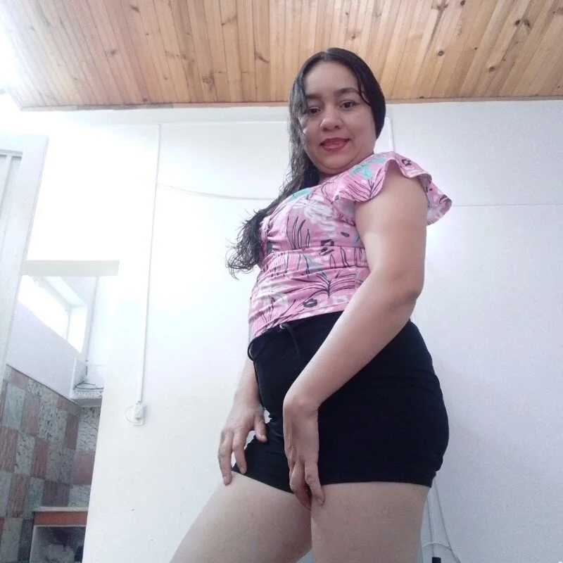 chicatraviesa24 — FansOnlyX creator profile