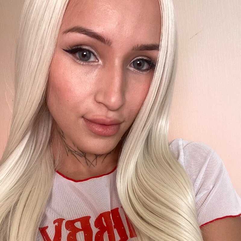 Daniela_Bliss — FansOnlyX creator profile