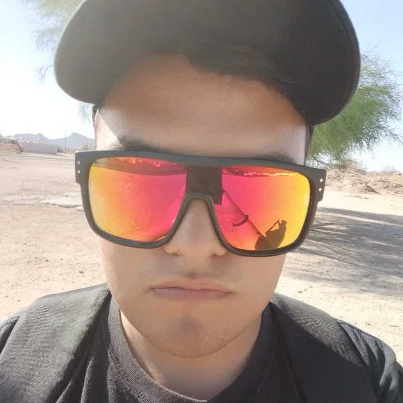 Emmanuelooo — FansOnlyX creator profile