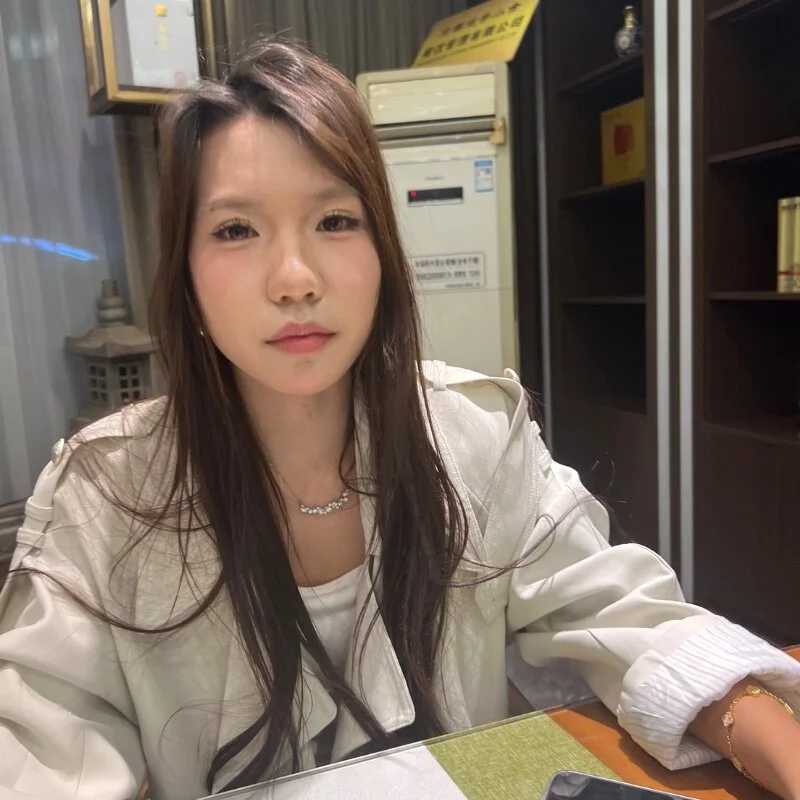 Hong-1990 — FansOnlyX creator profile