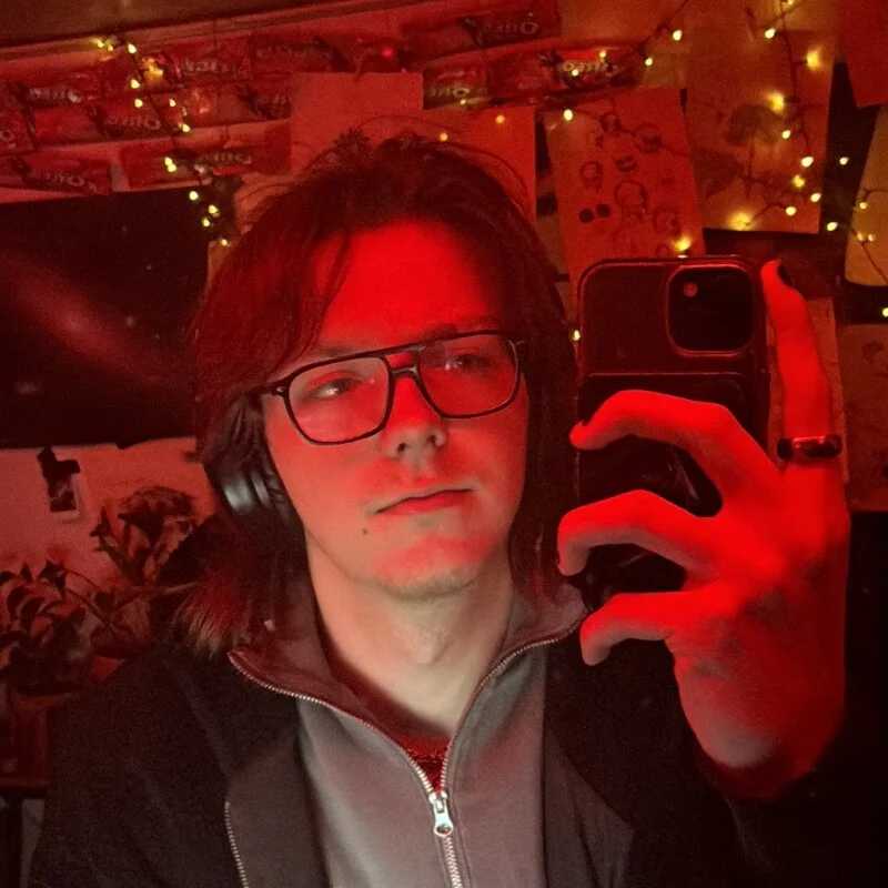 Dxvxdisthot — FansOnlyX creator profile