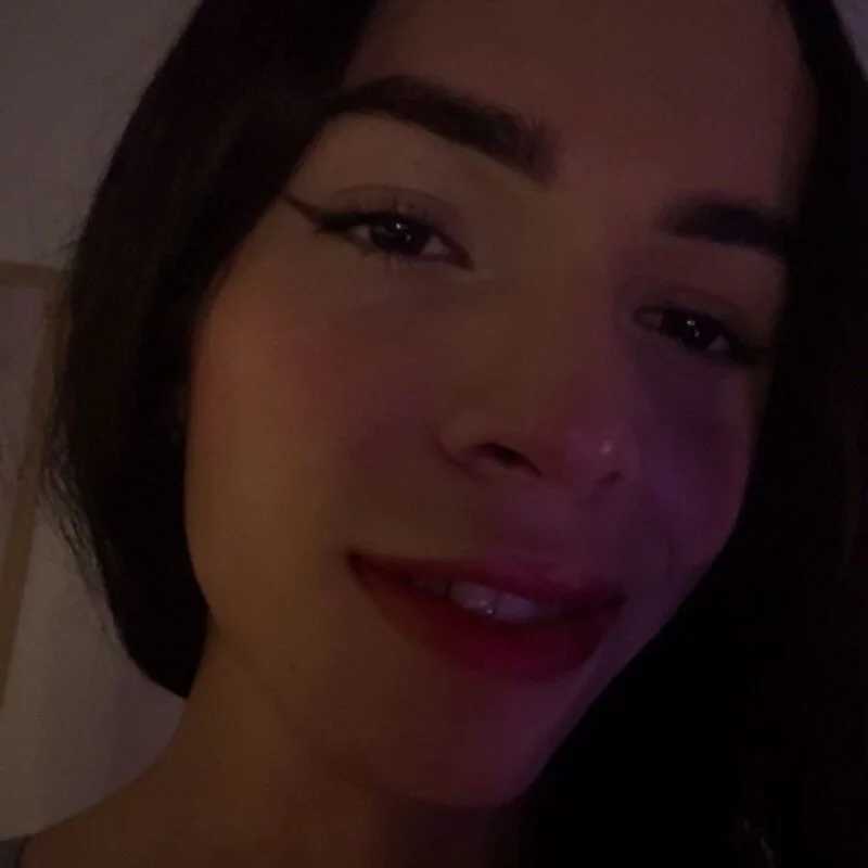 Scarlett2026 — FansOnlyX creator profile