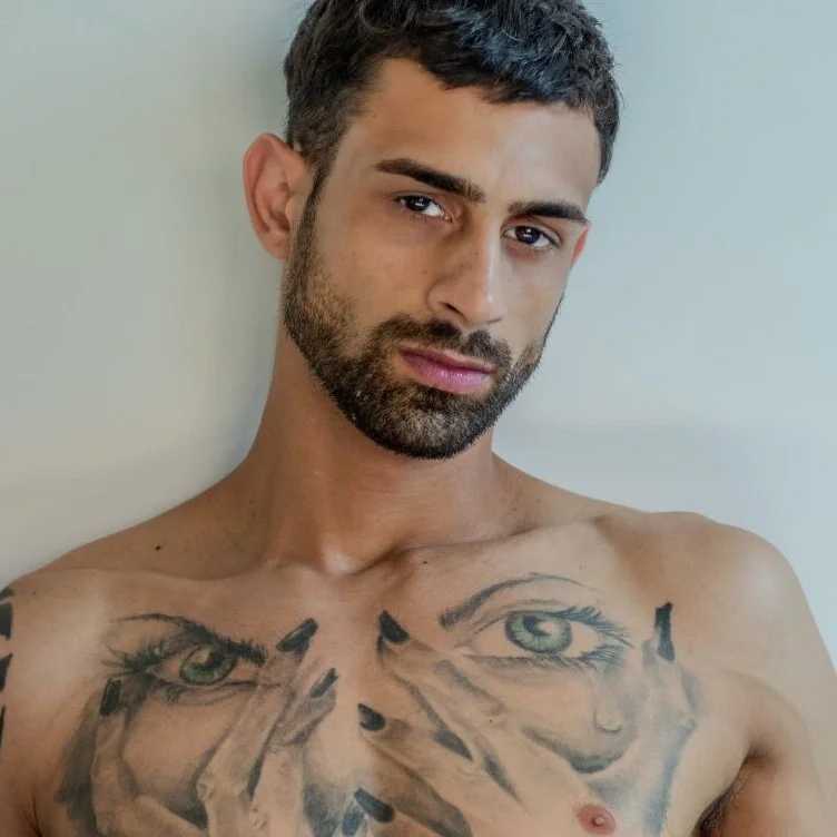 hugoprada — FansOnlyX creator profile