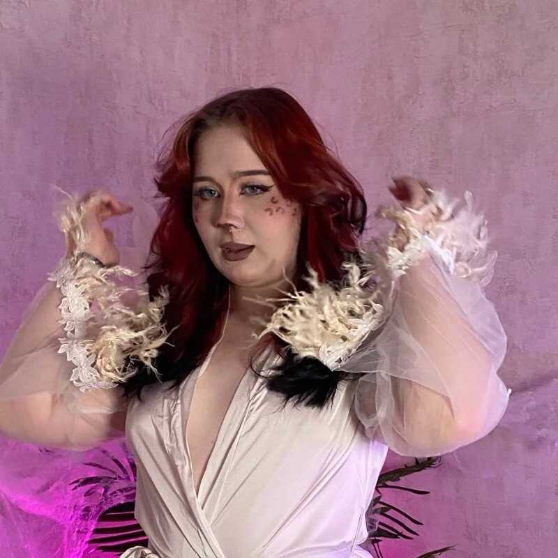 bunny_doll_stella — FansOnlyX creator profile