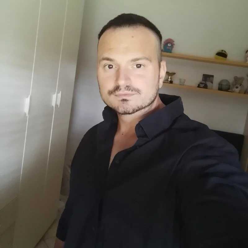 bussilesnar — FansOnlyX creator profile