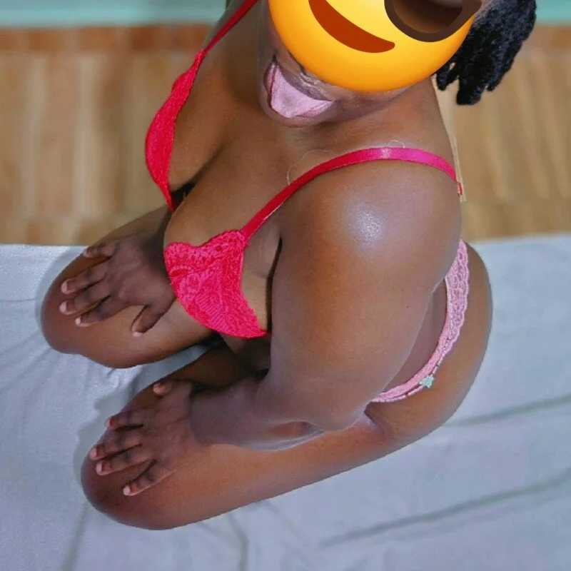 divineass_1 — FansOnlyX creator profile