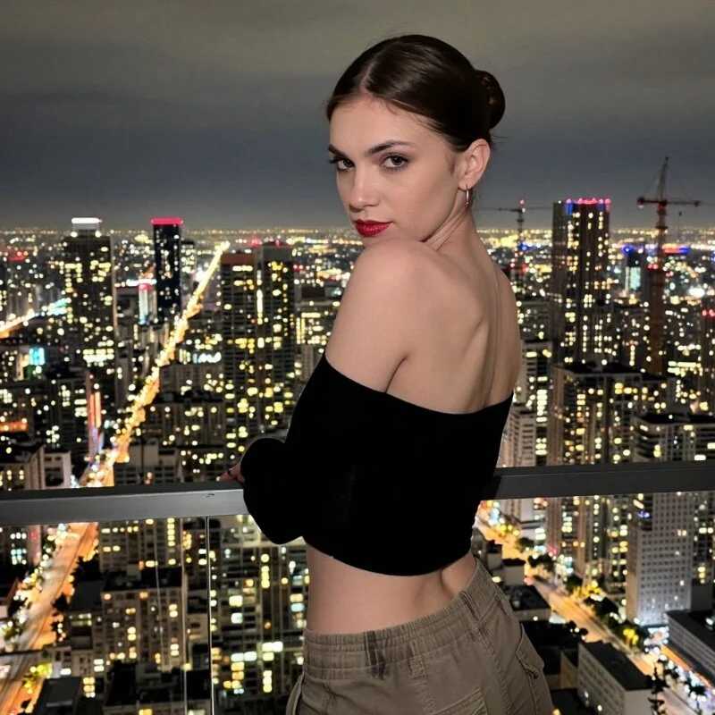 Ella_Fex — FansOnlyX creator profile