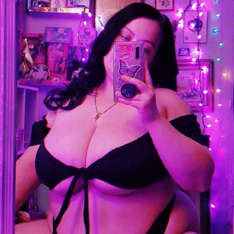 lunaxaurora — FansOnlyX creator profile