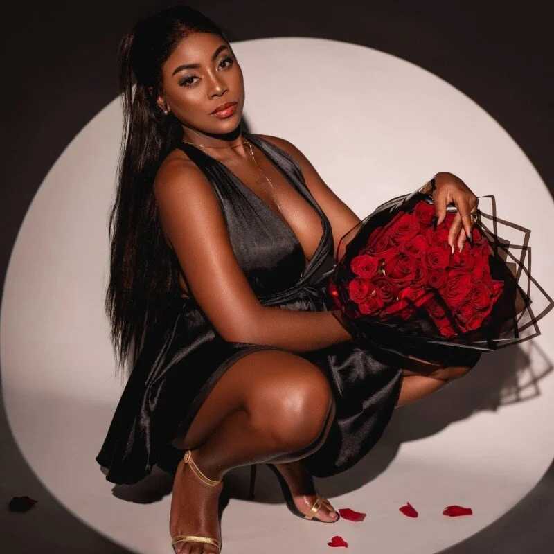 Lola_king_ — FansOnlyX creator profile