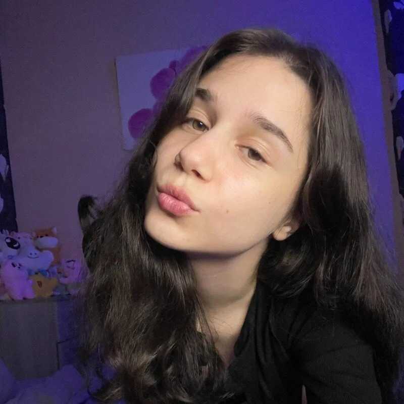 baby_lesi — FansOnlyX creator profile
