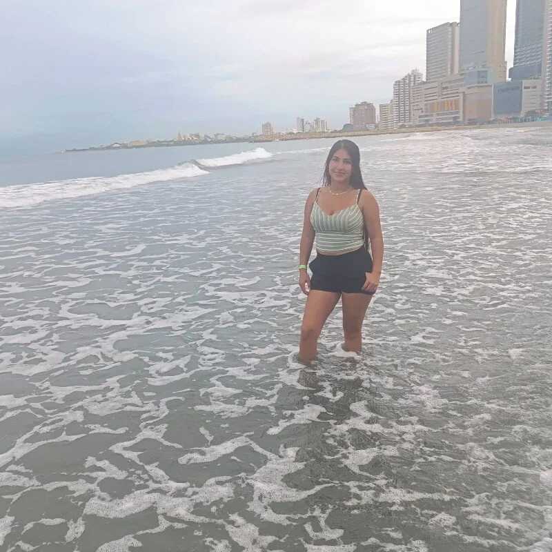 emy___ — FansOnlyX creator profile