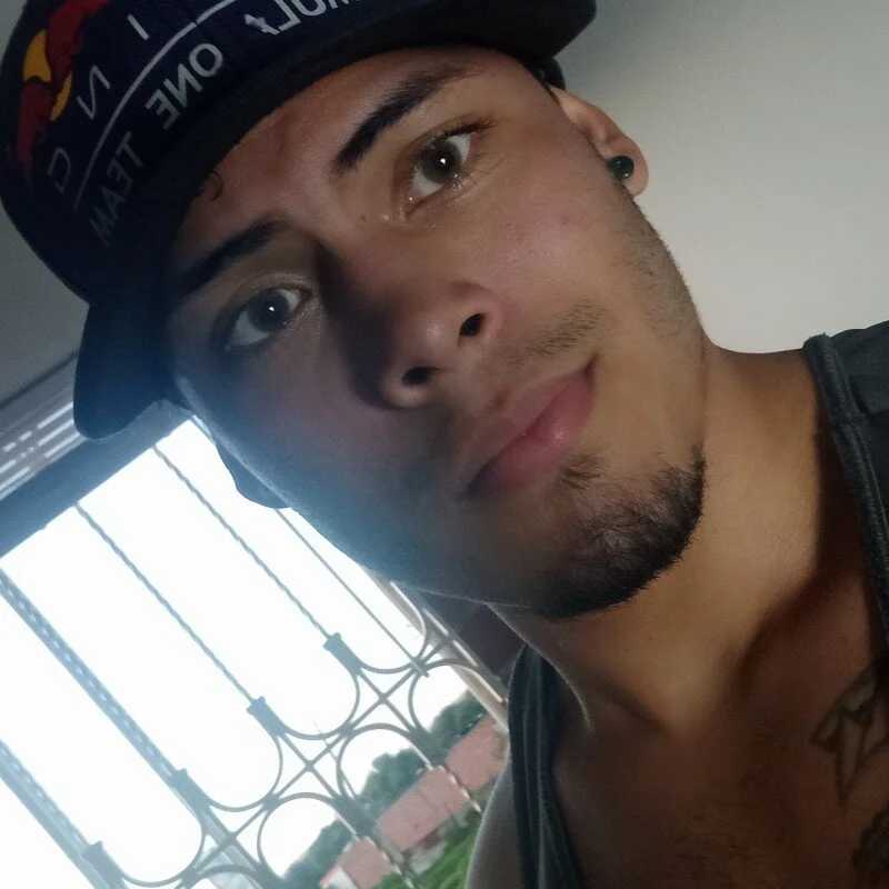 Danielsbigcum — FansOnlyX creator profile