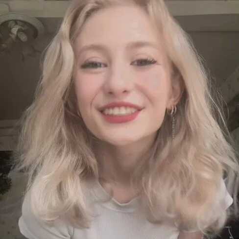 Lisaloveflower — FansOnlyX creator profile
