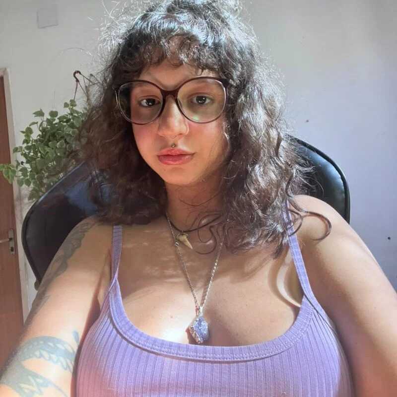 myamillor — FansOnlyX creator profile