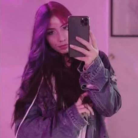 _Gold_strawberry — FansOnlyX creator profile