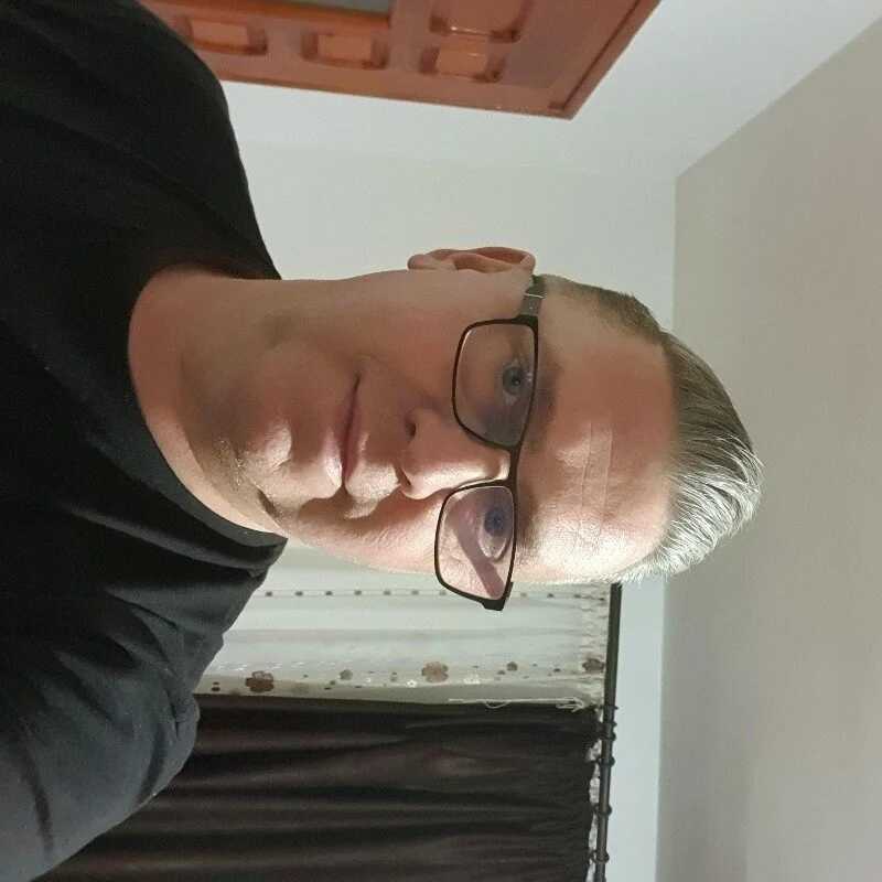 RobertStripX — FansOnlyX creator profile