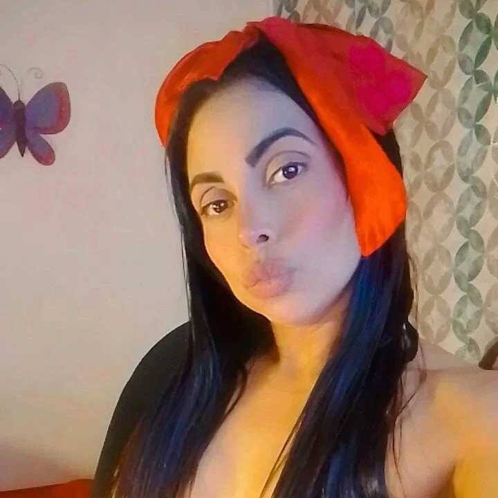 mia_chanel104 — FansOnlyX creator profile