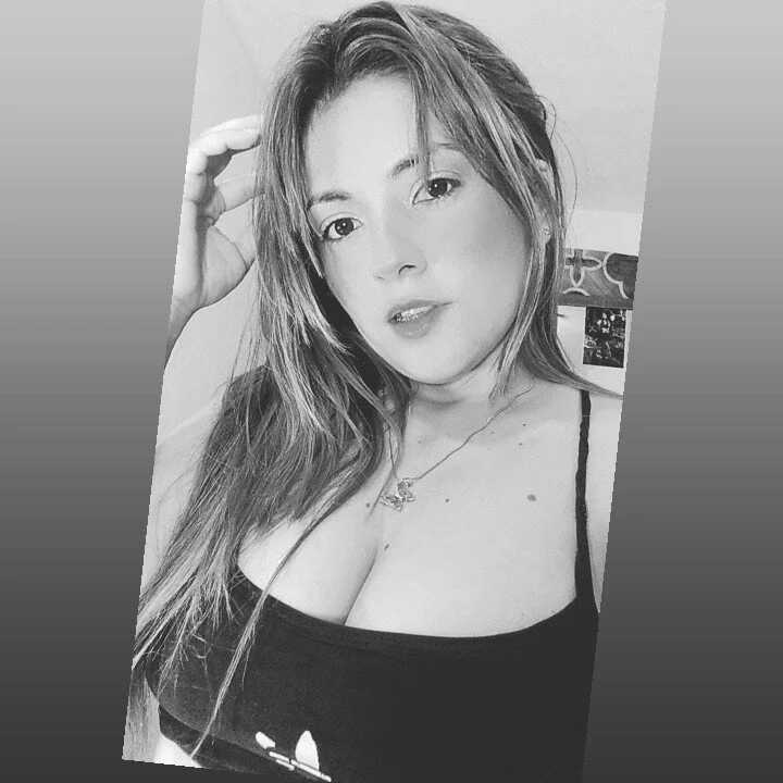 karamirror_ — FansOnlyX creator profile