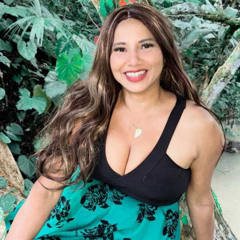 esmeralda_li — FansOnlyX creator profile