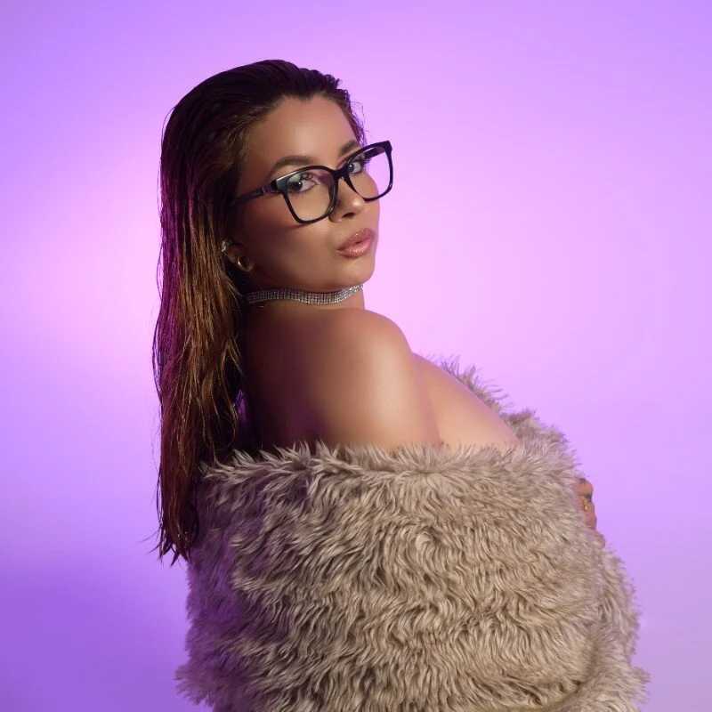 LiaCathaleya — FansOnlyX creator profile