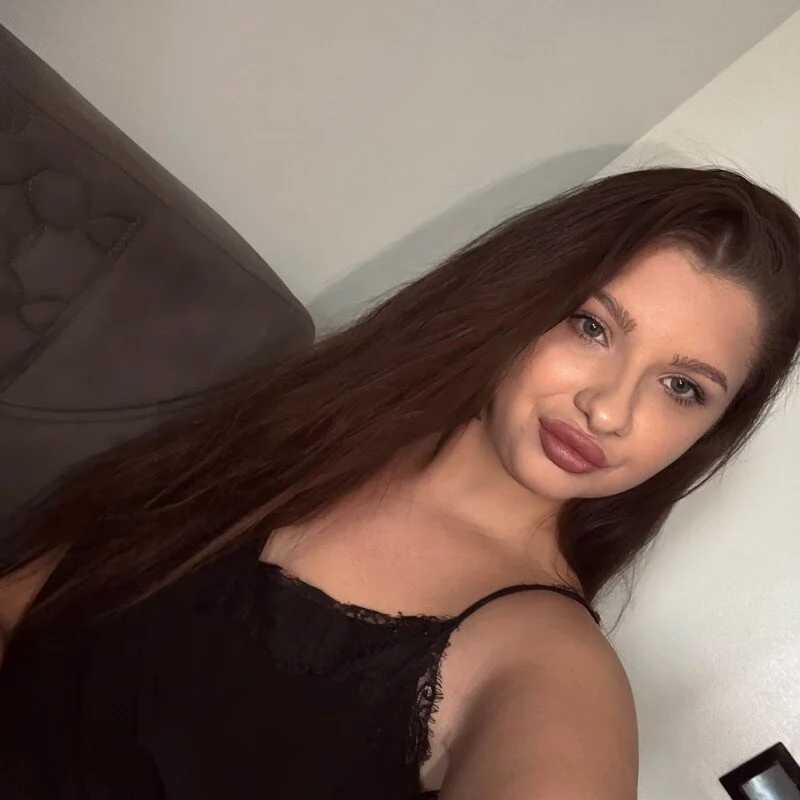 Lolajunee — FansOnlyX creator profile